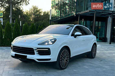 Внедорожник / Кроссовер Porsche Cayenne Coupe 2019 в 