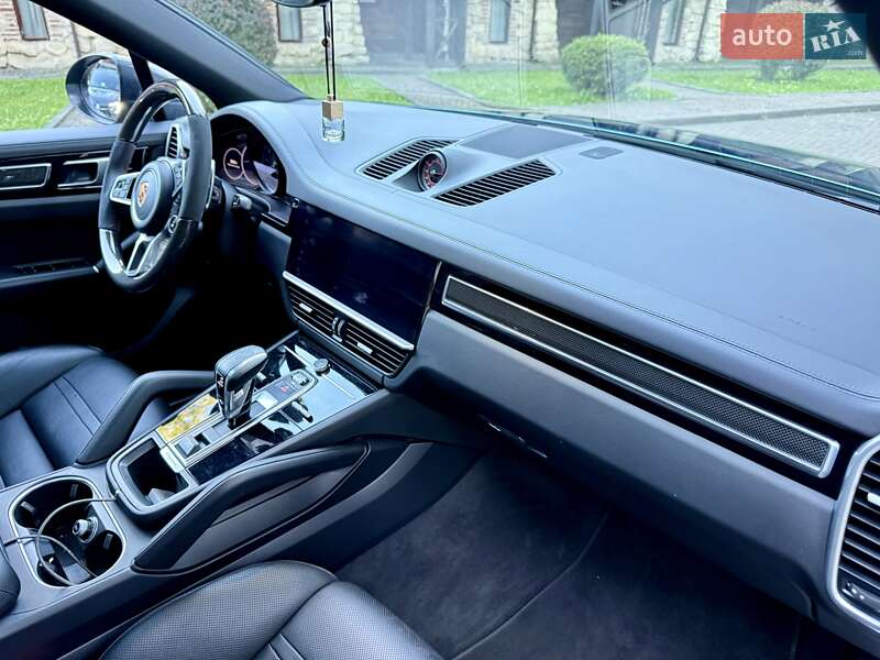 Внедорожник / Кроссовер Porsche Cayenne Coupe 2019 в Львове