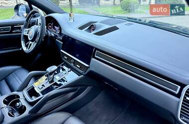Внедорожник / Кроссовер Porsche Cayenne Coupe 2019 в 