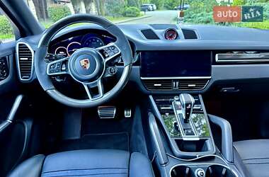 Внедорожник / Кроссовер Porsche Cayenne Coupe 2019 в 