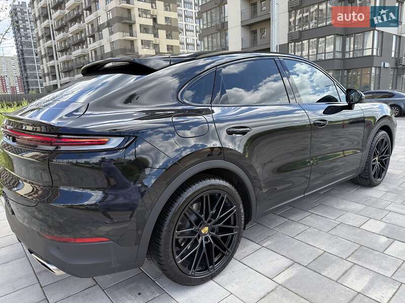 Позашляховик / Кросовер Porsche Cayenne Coupe 2024 в Києві