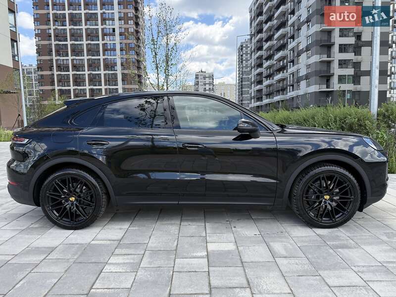 Позашляховик / Кросовер Porsche Cayenne Coupe 2024 в Києві