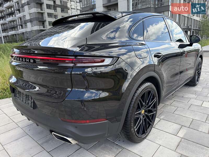 Позашляховик / Кросовер Porsche Cayenne Coupe 2024 в Києві