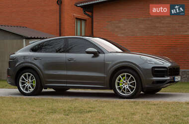 Внедорожник / Кроссовер Porsche Cayenne Coupe 2021 в Киеве