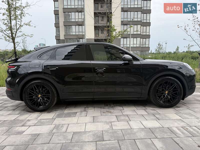 Позашляховик / Кросовер Porsche Cayenne Coupe 2024 в Києві
