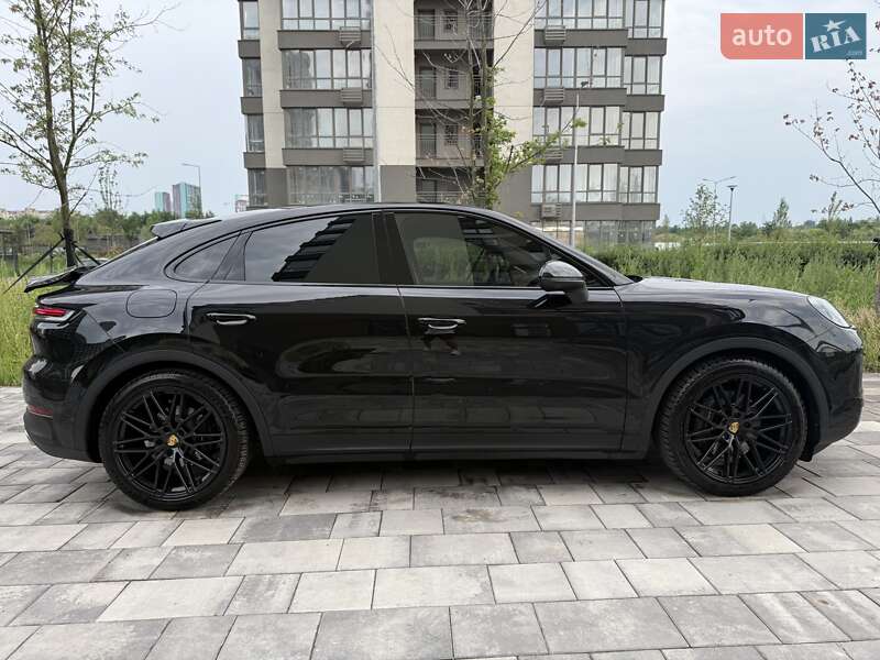 Позашляховик / Кросовер Porsche Cayenne Coupe 2024 в Києві