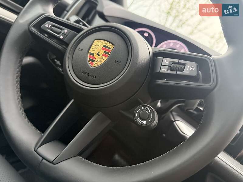Позашляховик / Кросовер Porsche Cayenne Coupe 2024 в Києві
