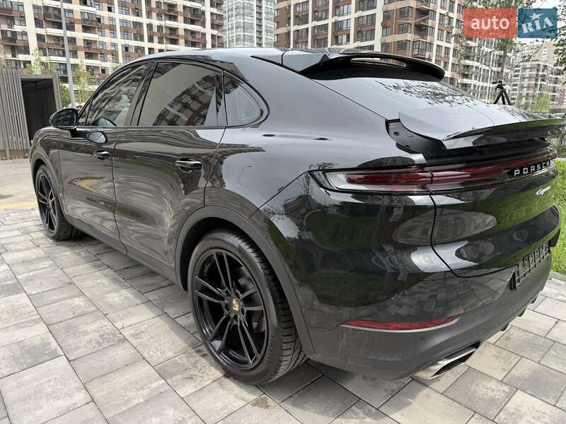 Позашляховик / Кросовер Porsche Cayenne Coupe 2024 в Києві