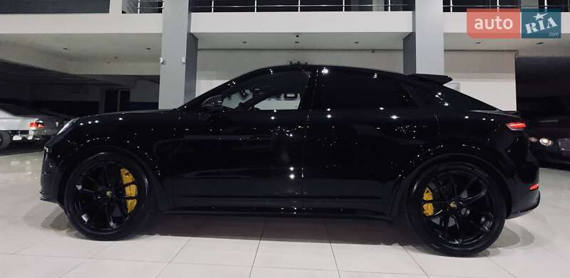 Внедорожник / Кроссовер Porsche Cayenne Coupe 2023 в Одессе