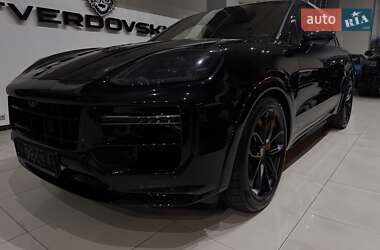 Внедорожник / Кроссовер Porsche Cayenne Coupe 2023 в 