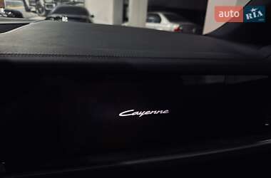 Внедорожник / Кроссовер Porsche Cayenne Coupe 2023 в 
