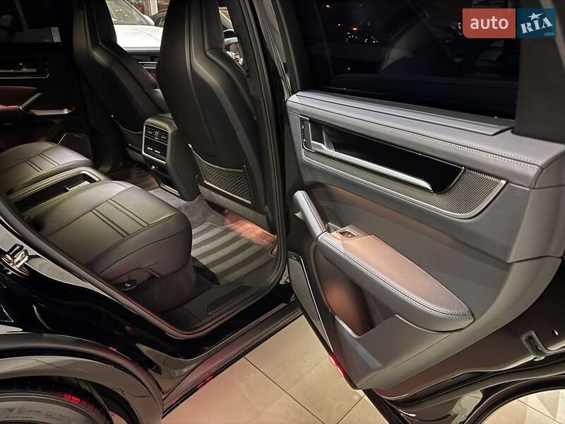 Внедорожник / Кроссовер Porsche Cayenne Coupe 2023 в Одессе