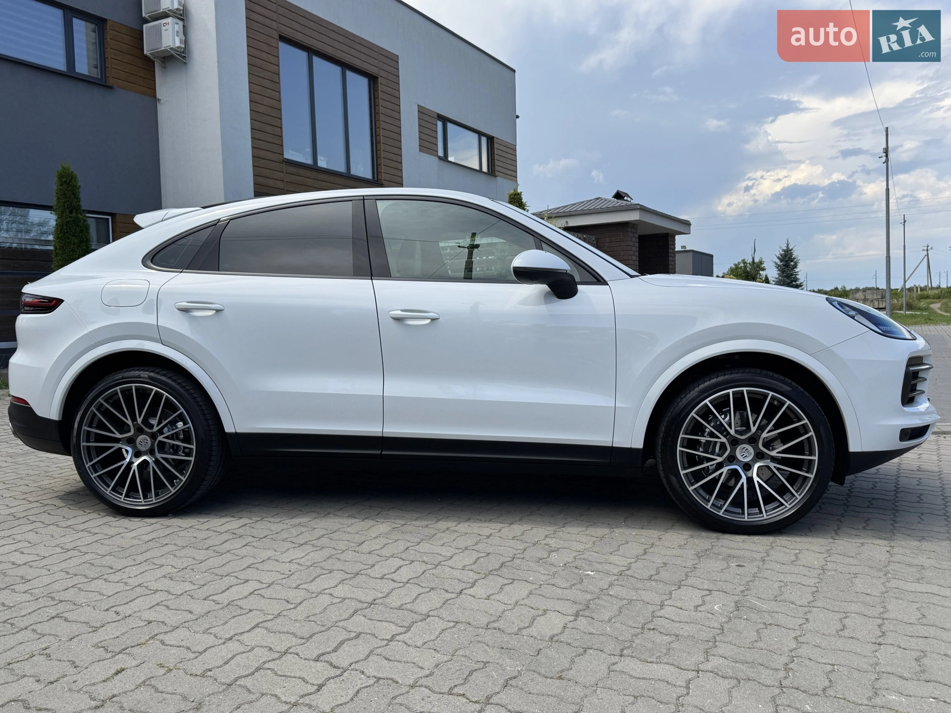 2019 Porsche Cayenne Coupe - мініатюра 44