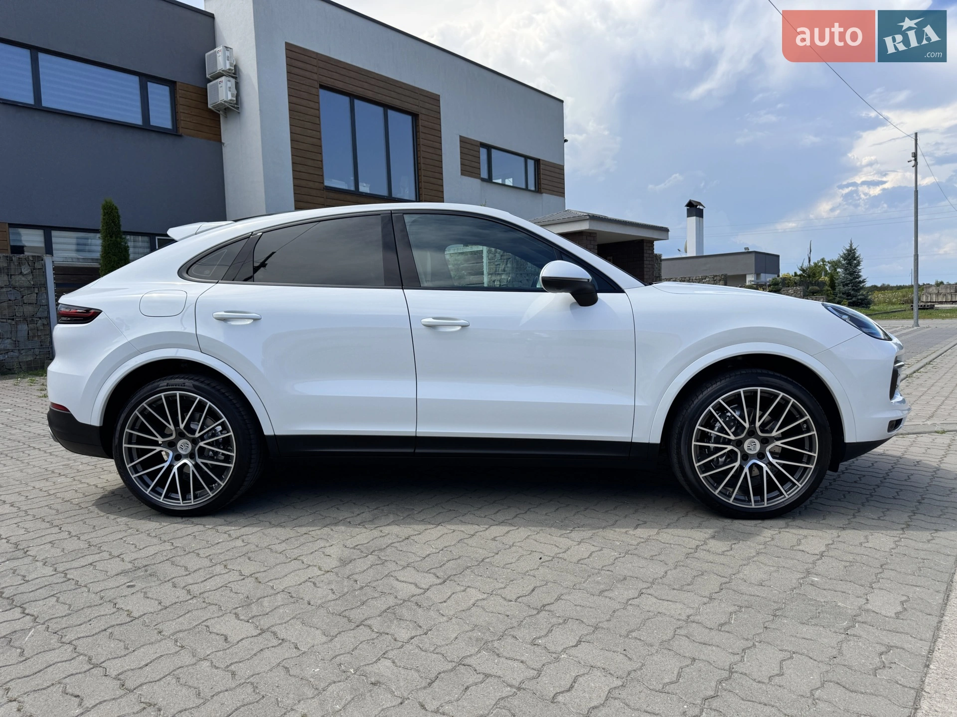2019 Porsche Cayenne Coupe - мініатюра 43