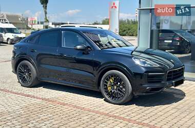 Позашляховик / Кросовер Porsche Cayenne Coupe 2021 в 