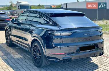 Позашляховик / Кросовер Porsche Cayenne Coupe 2021 в 
