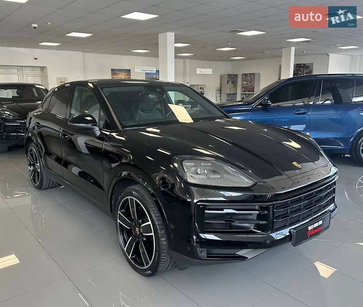 Porsche Cayenne Coupe 2023