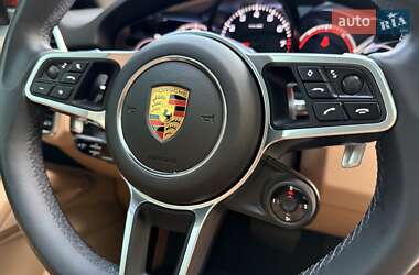 Внедорожник / Кроссовер Porsche Cayenne Coupe 2020 в 
