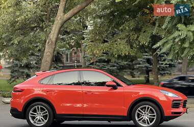 Внедорожник / Кроссовер Porsche Cayenne Coupe 2020 в 