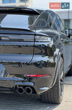 Внедорожник / Кроссовер Porsche Cayenne Coupe 2024 в 