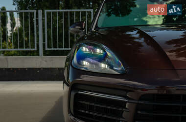 Внедорожник / Кроссовер Porsche Cayenne Coupe 2019 в 