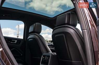 Внедорожник / Кроссовер Porsche Cayenne Coupe 2019 в 