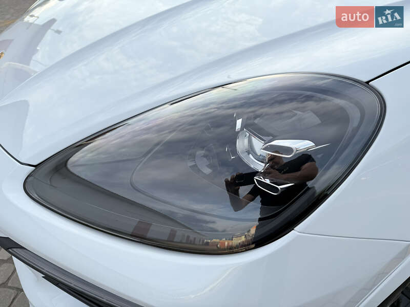 Внедорожник / Кроссовер Porsche Cayenne Coupe 2019 в Львове фото 11 Внедорожник / Кроссовер Porsche Cayenne Coupe 2019 в Львове