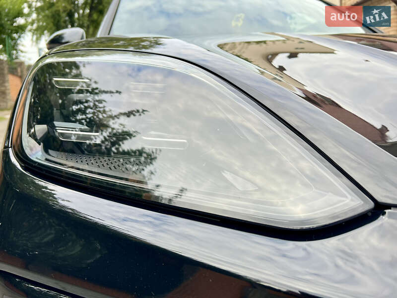 Внедорожник / Кроссовер Porsche Cayenne Coupe 2023 в Киеве