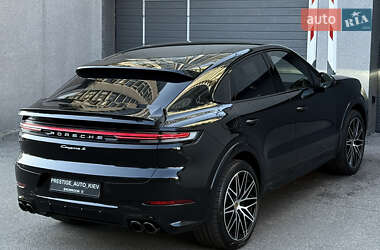 Внедорожник / Кроссовер Porsche Cayenne Coupe 2024 в 