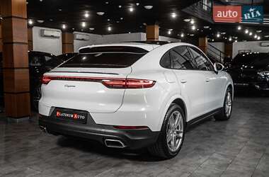 Внедорожник / Кроссовер Porsche Cayenne Coupe 2021 в 