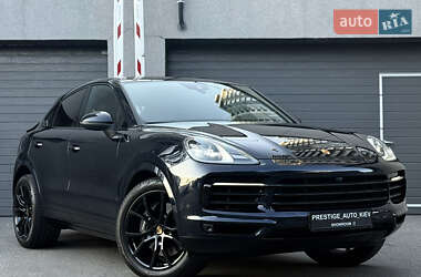 Внедорожник / Кроссовер Porsche Cayenne Coupe 2023 в 