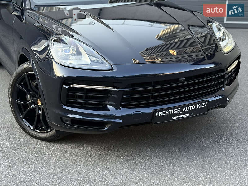 Внедорожник / Кроссовер Porsche Cayenne Coupe 2023 в Киеве