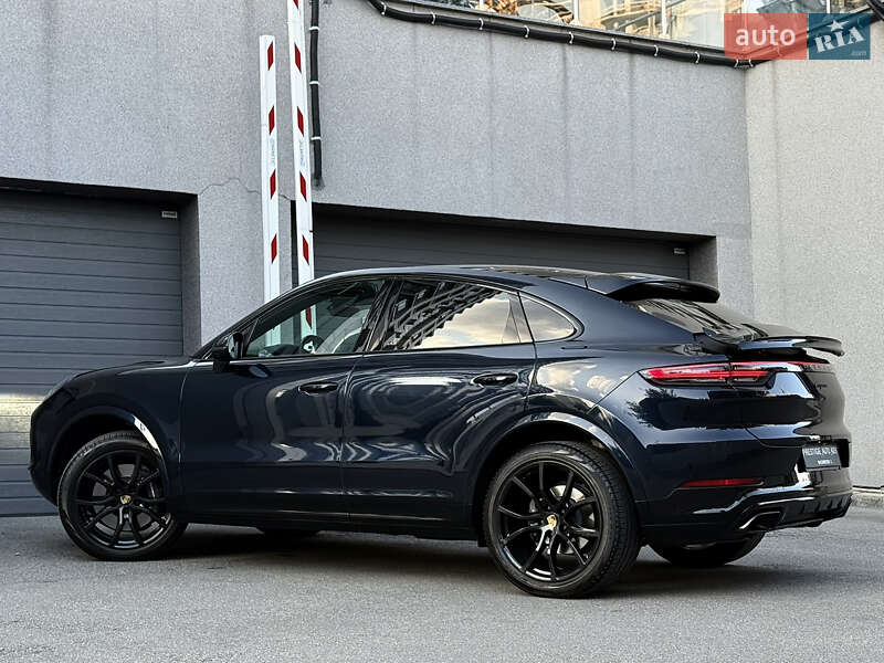 Внедорожник / Кроссовер Porsche Cayenne Coupe 2023 в Киеве