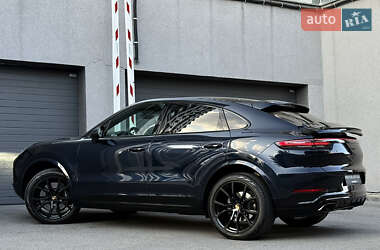 Внедорожник / Кроссовер Porsche Cayenne Coupe 2023 в 