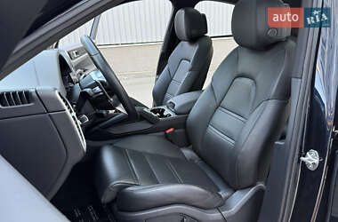 Внедорожник / Кроссовер Porsche Cayenne Coupe 2023 в 