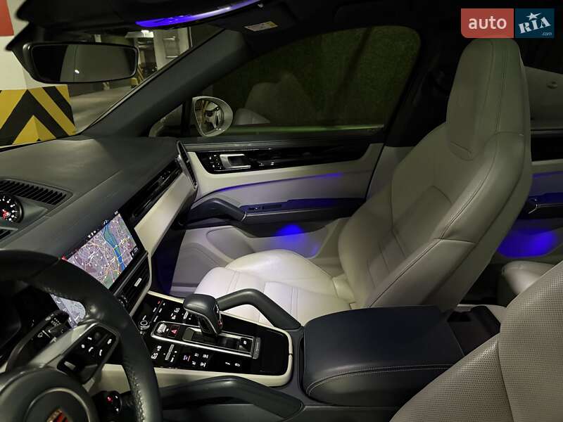 Внедорожник / Кроссовер Porsche Cayenne Coupe 2019 в Киеве