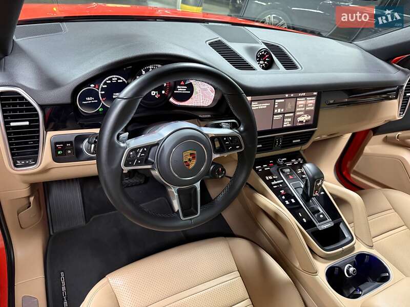 Позашляховик / Кросовер Porsche Cayenne Coupe 2020 в Києві