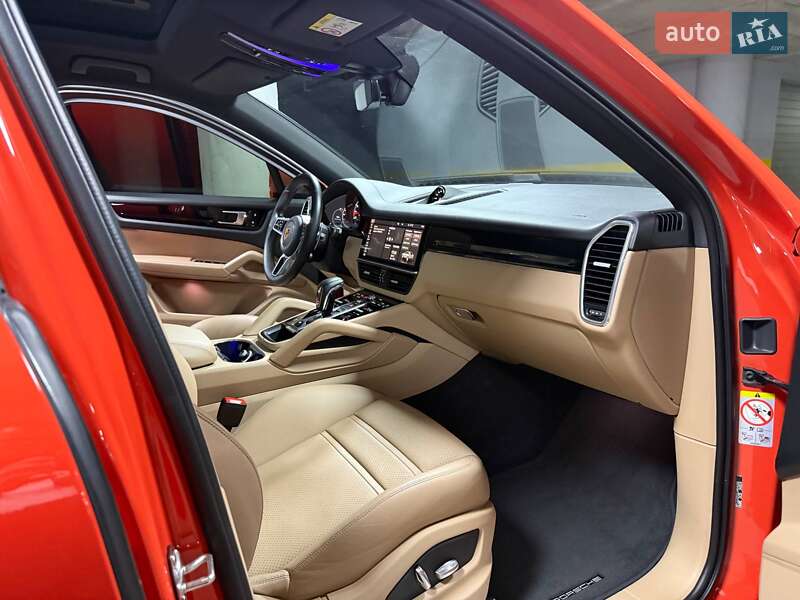 Позашляховик / Кросовер Porsche Cayenne Coupe 2020 в Києві
