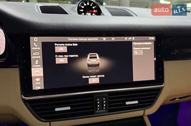 Внедорожник / Кроссовер Porsche Cayenne Coupe 2020 в 