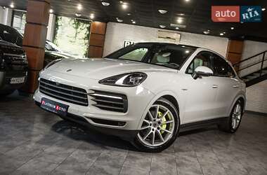 Внедорожник / Кроссовер Porsche Cayenne Coupe 2023 в 