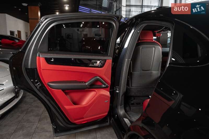 Позашляховик / Кросовер Porsche Cayenne Coupe 2021 в Одесі фото 26 Позашляховик / Кросовер Porsche Cayenne Coupe 2021 в Одесі