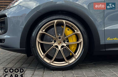 Внедорожник / Кроссовер Porsche Cayenne Coupe 2023 в 