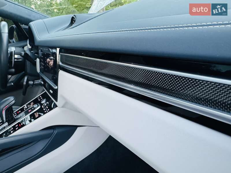 Позашляховик / Кросовер Porsche Cayenne Coupe 2022 в Одесі