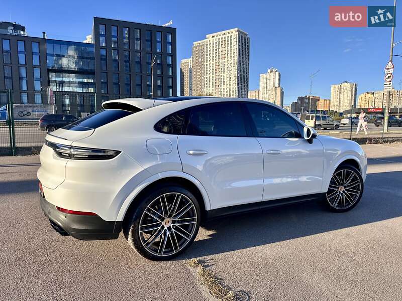 Внедорожник / Кроссовер Porsche Cayenne Coupe 2019 в Киеве