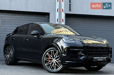 Позашляховик / Кросовер Porsche Cayenne Coupe 2024 в 