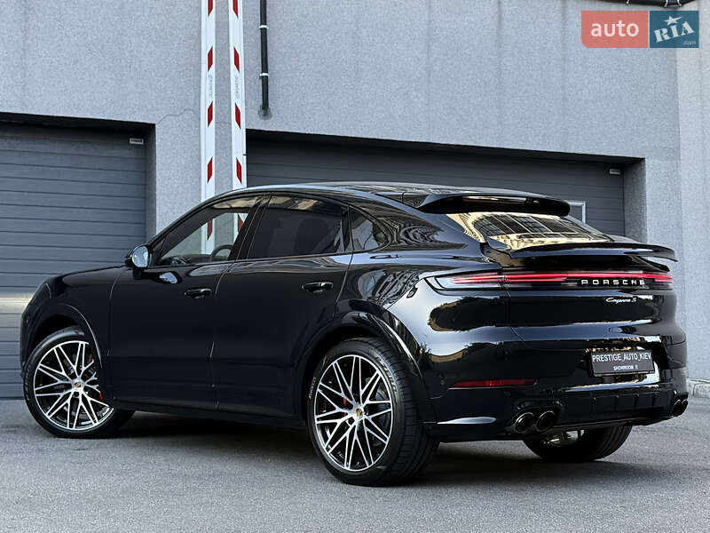 Позашляховик / Кросовер Porsche Cayenne Coupe 2024 в Києві