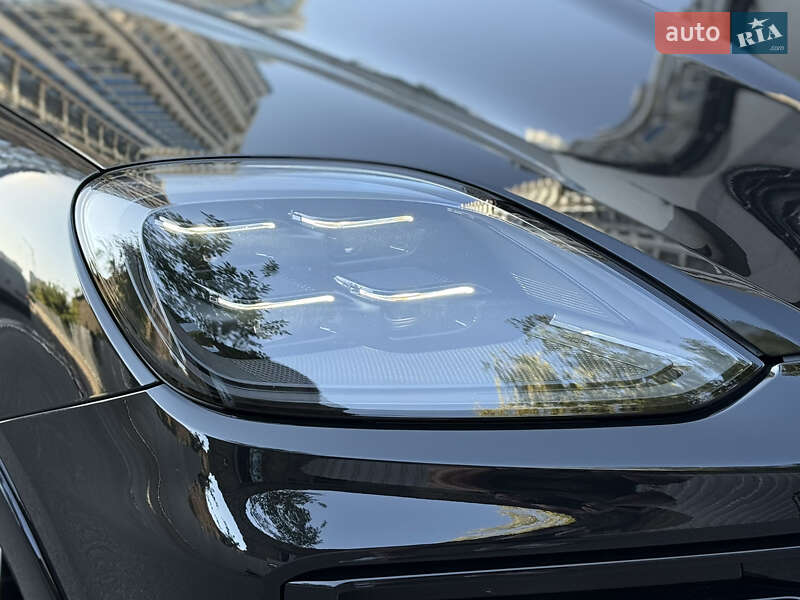 Позашляховик / Кросовер Porsche Cayenne Coupe 2024 в Києві