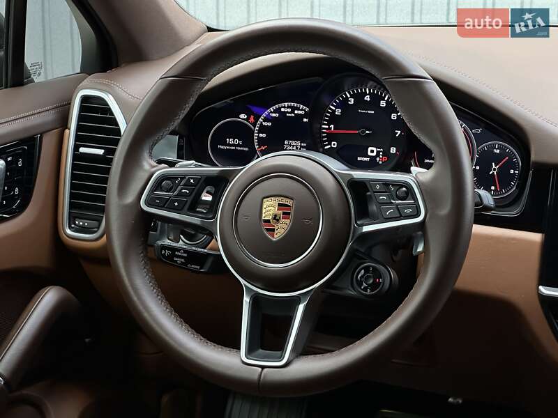 Внедорожник / Кроссовер Porsche Cayenne Coupe 2020 в Мукачево