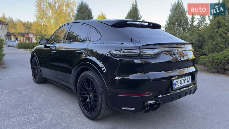 Позашляховик / Кросовер Porsche Cayenne Coupe 2022 в Новомосковську