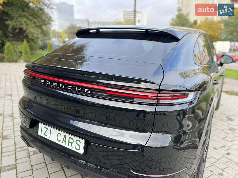 Позашляховик / Кросовер Porsche Cayenne Coupe 2023 в Львові